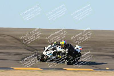media/Oct-06-2024-Race Pace (Sun) [[d7d39ec7ad]]/5-Bowl Pans (830am)/